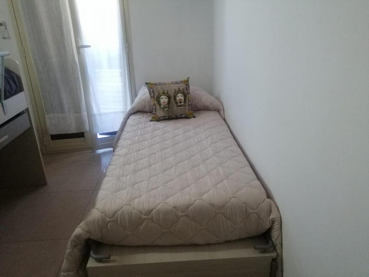 Casa Gelsomino Apartment Noto Bagian luar foto